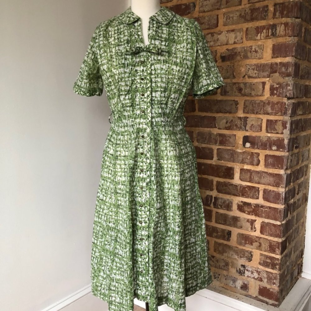 Vintage 1940/50s Green Summer Dress